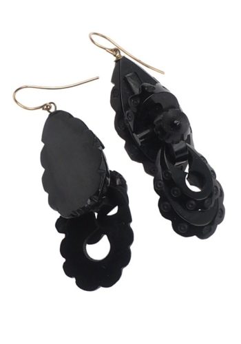 Ca. 1860 - Whitby Jet Earrings, carved and polished, from Victorian England Whitbyjet - Image 5