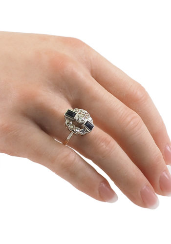 Ca. 1930 - English Art déco Ring made of 18 ct. Gold, with two Sapphires and nine Diamonds - Image 5