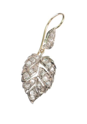 ** SOLD ** Ca. 1900 - 15 ct. Gold Earrings with Diamonds, from Edwardian England - Image 3