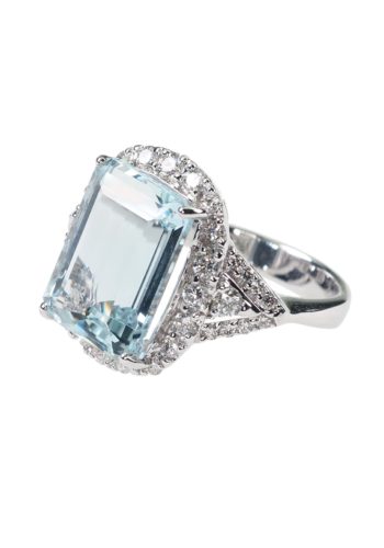** SOLD ** Ca. 1980 - Aquamarine Ring from England, with Diamonds - Image 3