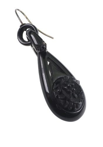 Ca. 1870 - Whitby-Jet Earrings from Victorian England - Image 3