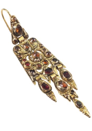 ** SOLD ** Ca. 1800 - Catalan Garnetearrings made of 18 Carat Gold - Image 3