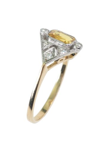 ** SOLD ** Ca. 1920 - Art déco Engagement ring with yellow Sapphire & Diamonds - Image 4