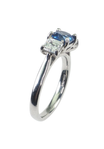 Ca. 1980 - Vintage Engagement ring with Sapphire & Diamonds, incl. Gemstones certificate! - Image 4