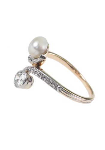 Ca. 1910 - You+Me Engagement ring with Diamonds & Pearl - Image 4