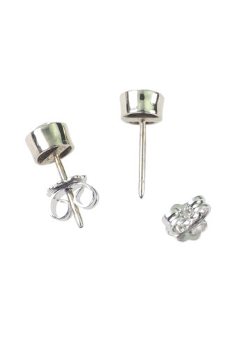 Ca. 1960 - 18K Studs with two Half carats - Image 4