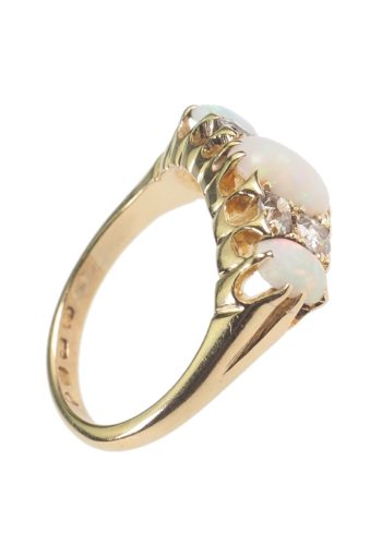 Dated 1912 - Opal & Diamond Gold ring 22K - Image 4