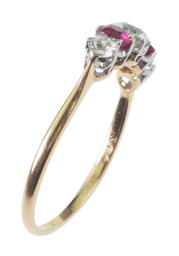 Ca. 1930 - Ruby & Diamond Five Stone Engagementring - Image 4
