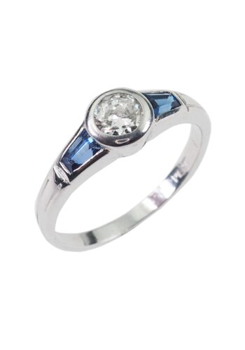 ** SOLD ** Ca. 1980 - Diamond Half Carat & Sapphire Engagementring - Image 3