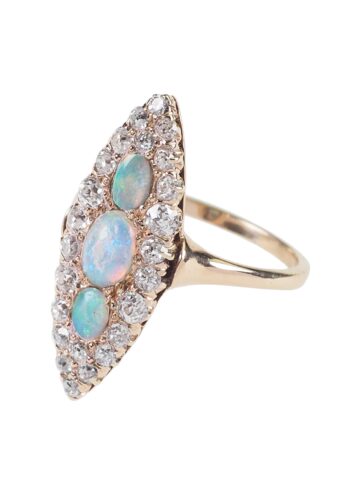 Ca. 1910 - Opal & Diamond Goldring in Navette shape - Image 4