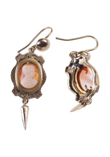 Ca. 1880 - Victorian English Gold Earrings / Carnelian Cameos - Image 3