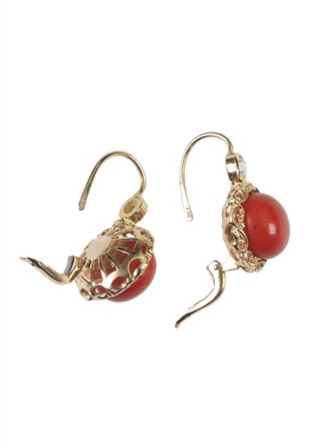 Ca. 1950 - Coral in Cabochon-cut & Diamond Earrings - Image 4