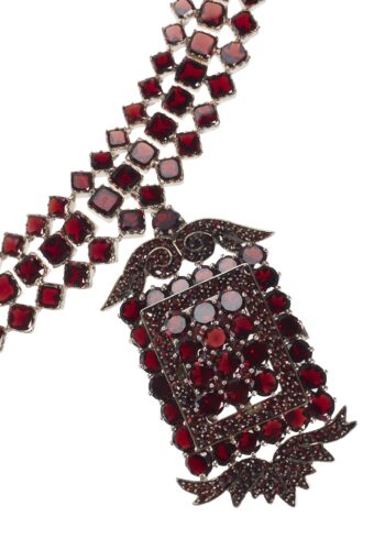 Ca. 1870 - Bohemian Garnet Set Necklace, Pendant & Bracelet - Image 4