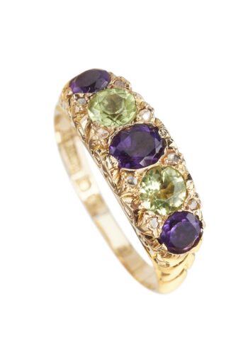 Edwardianischer Ring mit Peridots, Amethyste und Diamanten aus 18 Karat Gold