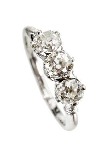 Vintage Ring mit Diamanten aus Platin