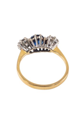 Ca. 1920 - Trilogy ring with diamonds and sapphire - Image 4