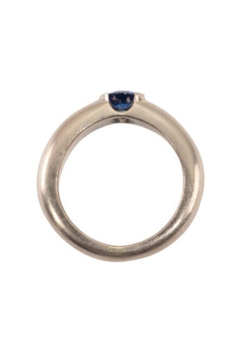 Ca. 1990 – Band ring with sapphire - Image 5