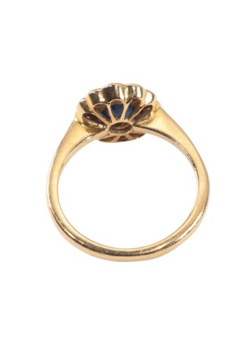 Dated 1997 – Vintage entourage ring with sapphire and diamonds - Image 4