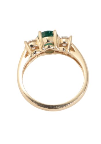 Ca. 1970 – Trilogy ring with emerald and diamonds - Image 4