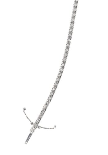 Tennis bracelet with diamonds