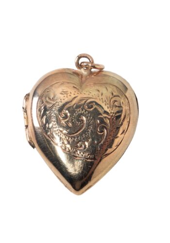 Ca. 1910 - Medallion with hand engraving