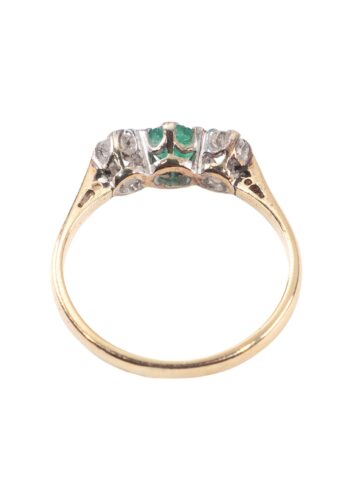 Dated 1984 – Trilogy ring with emerald and diamonds - Image 3
