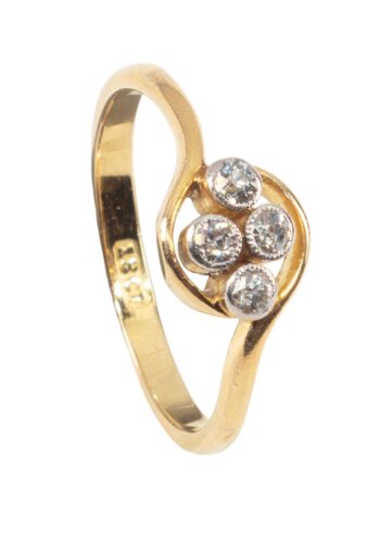 Ca 1910 – Art Nouveau ring with diamonds