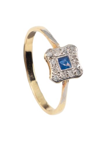 Ca. 1920 – Art déco ring with diamonds and sapphire