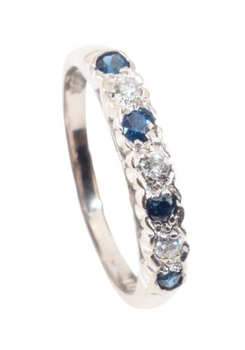 Ca. 1976 - Vintage ring with sapphires and diamonds