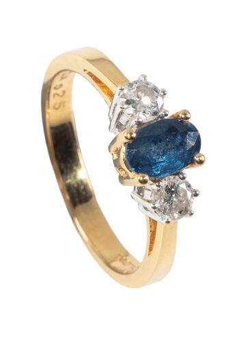 Ca. 1970 - Trilogy ring with sapphire and diamonds