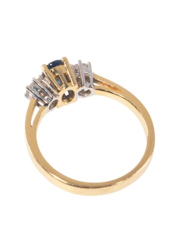 Ca. 1970 - Trilogy ring with sapphire and diamonds - Image 4