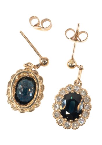 Dated 1967 – Vintage cluster earrings with sapphire and diamonds - Image 4