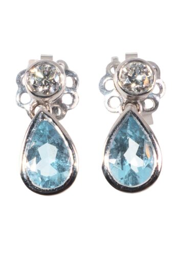 Ca. 1980 – Earrings with aquamarines and diamonds