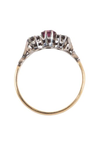 Dated 1973 - Trilogy ring with ruby & diamonds - Image 5