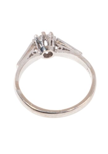 Dated 1967 – Engagement ring with diamond solitaire - Image 3