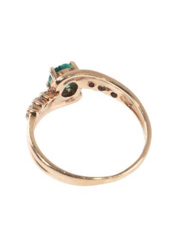 Ca. 1970 – Gold ring with emerald and diamonds - Image 3