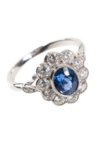 Ca. 1970 - Entourage ring with sapphire and diamonds - Image 3