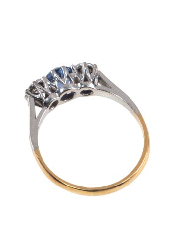 Ca. 1930 - Trilogy ring with sapphire and diamonds - Image 4