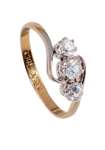 Ca. 1910 – Ring with 3 diamonds